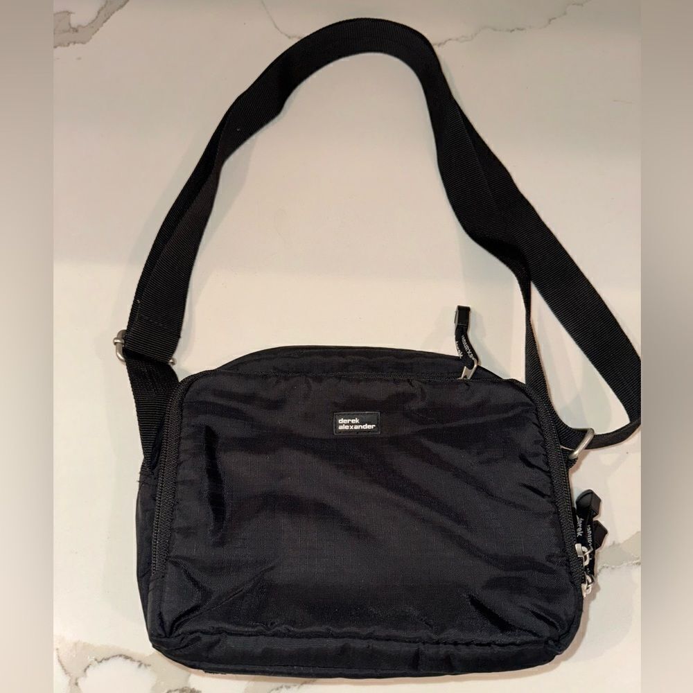 Derek Alexander crossbody travel purse nylon black bag